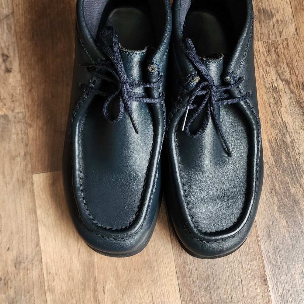 Hush Puppies Bridgeport Leather Moc Toe Chukka Boots Navy Lace Up Boys Size 4 - Picture 9 of 10